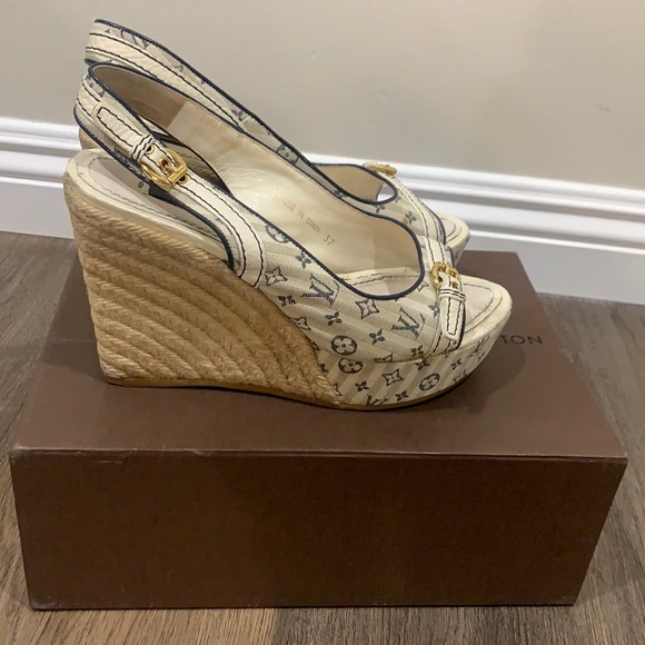 Louis Vuitton Wedges size 37 - Picture 1 of 5